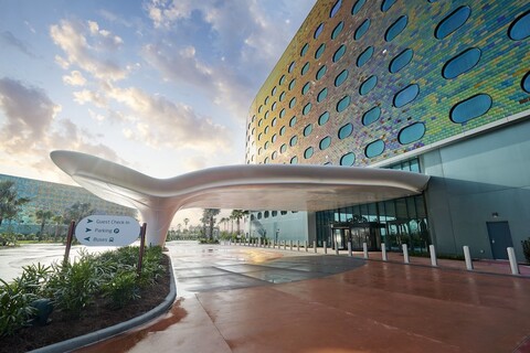 유니버설 테라 루나 리조트