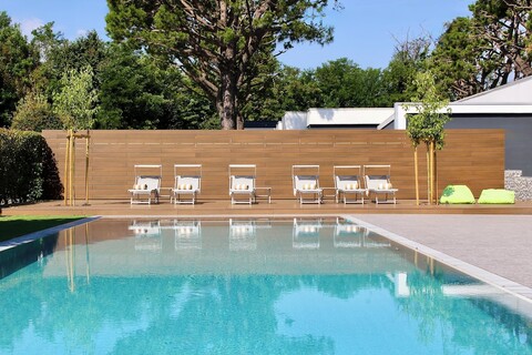 밀바 호텔 스위트 & 수영장