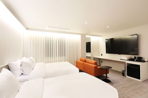 넘버25호텔 김해시청점