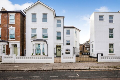 더 핀스버리 파크 호텔