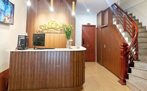 그라드 퀸 럭셔리 호텔