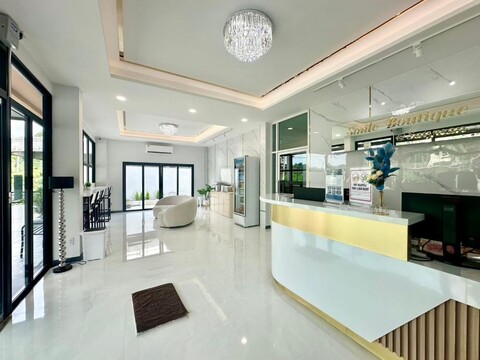 스마일 부티크 앳 사이완