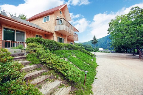 홍천아름다운펜션(비발디,오션월드후문 10분)