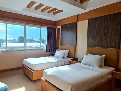 더 리치 호텔 라마 5