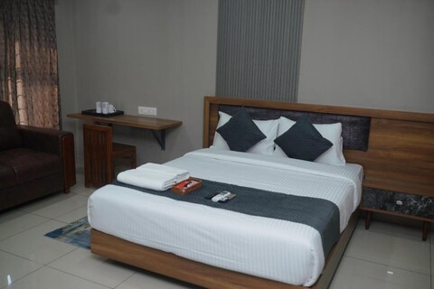 Cruz inn Calicut