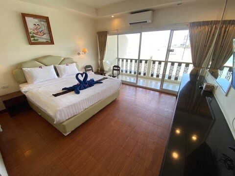 앳 씨 호텔 파타야