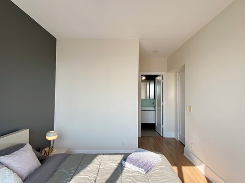 다운타운의 평화로운 리트리트