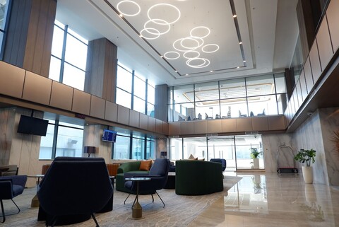 그랜드 아나라 에어포트 호텔