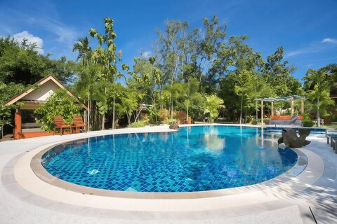 오야 인터내셔널 리조트 푸켓