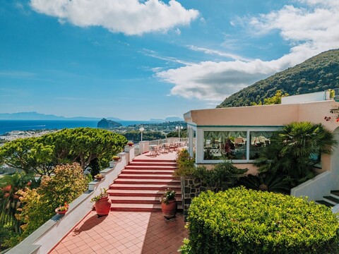 호텔 빌라 이레오스