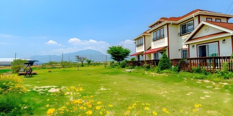 달빛 강가
