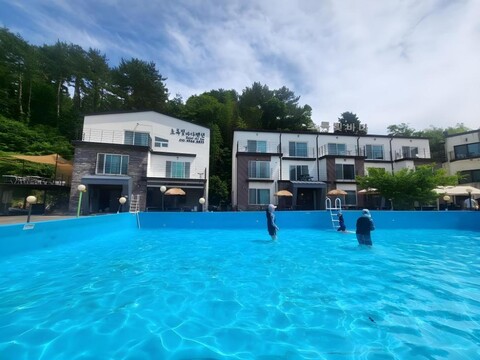 통영 초록빛 바다 펜션