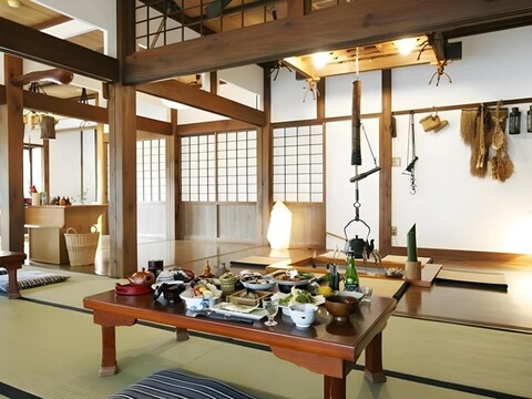 이로리노야도 산키티 핫 스프링 료칸