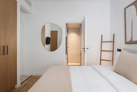 콜로나키 아테나 레지던스 바이 파인라인