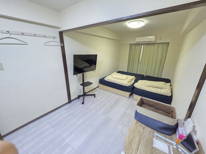 room detail thumbnail 0