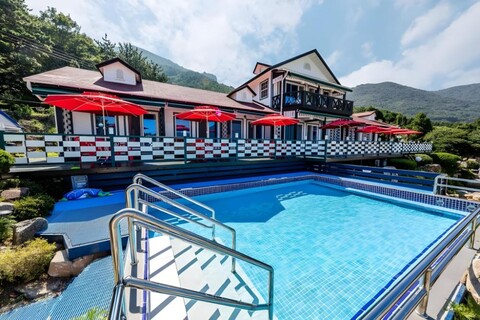 정원 비치 펜션