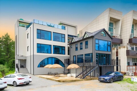 욜로하 동호해변점