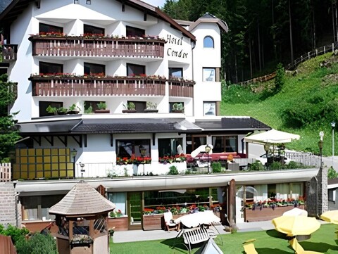 Hotel Condor