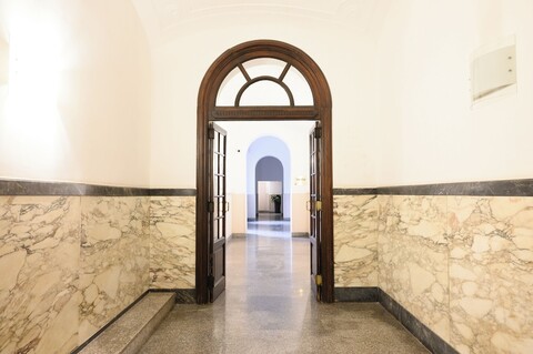 마그놀리아홈 스위트, 바티칸