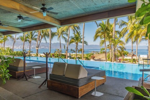 프렌들리 펀 바야르타 디퍼런트 익스피리언스 - 올 인클루시브