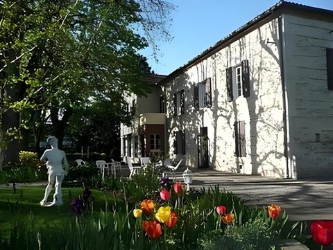 Logis Hotels - Au Colombier du Touron