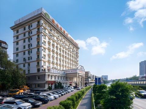 비엔나 호텔 선전 헝강 추이후 산좡