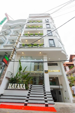 벨빌라 탄손낫 국제공항 근처 - 구 하바나 호텔