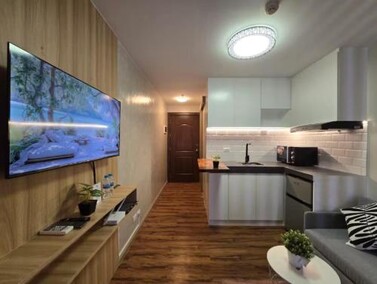 1BR Condotel Ridgewood Towers Near BGC Airport #RW17