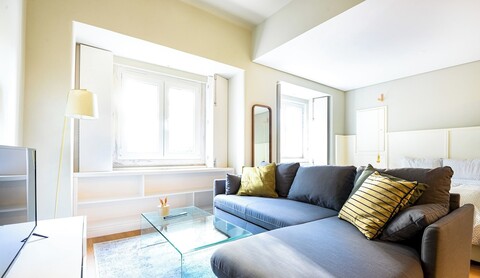 Lis003 · 매력적인 스튜디오 +넷플릭스 +세탁기