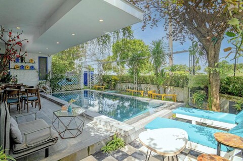 비비안 블루 호이안 풀 빌라