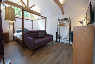The Withies Inn