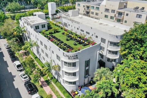 링컨 암즈 스위트