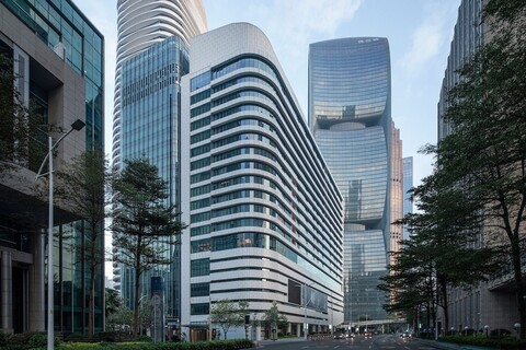 맥스X 슈타이겐베르거 광저우 주장 뉴 타운