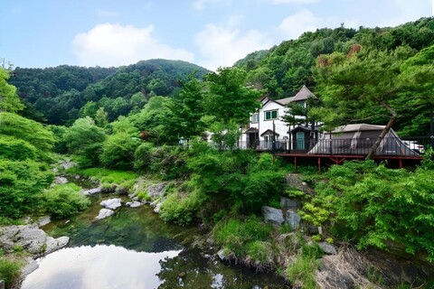 필스테이 밸리 펜션