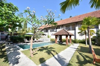 P Hotel Kuta-3minutes to the beach by Micky Studio