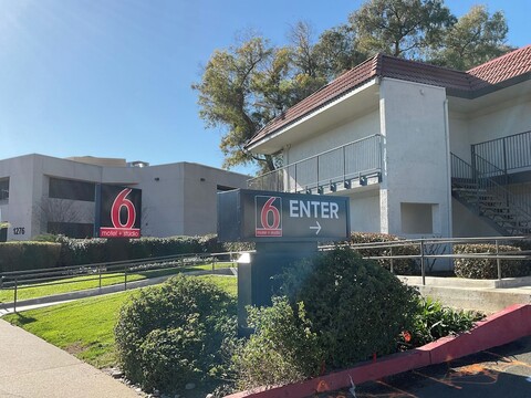 스튜디오 6 웨스트 새크라멘토, 캘리포니아