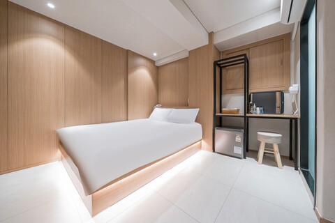 신촌(서대문) 준 모텔