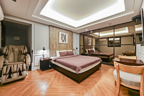 부산 강서 신호동 V 호텔