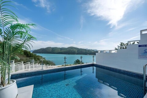 여수블라우풀빌라