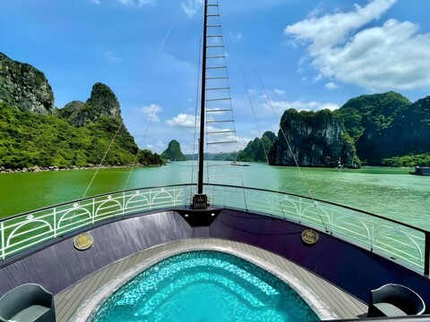 알리사 크루즈 하롱