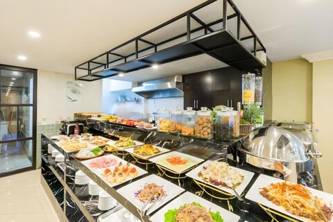 라이징 드래곤 팰리스 호텔