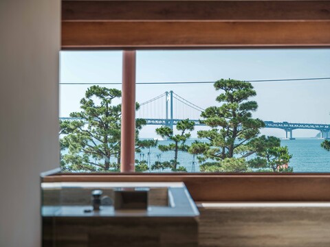 부산 파라스테이