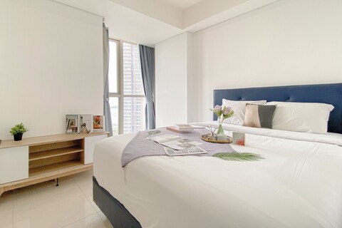 잘 가구가 갖춰진 1베드룸 골드 코스트 아파트먼트