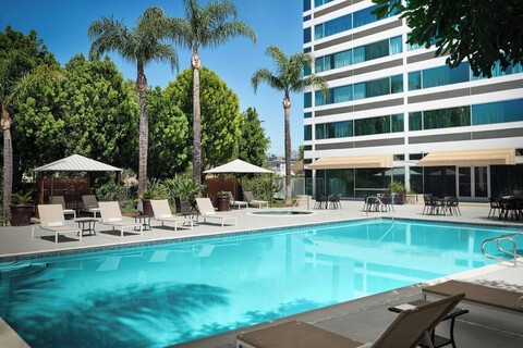 쉐라톤 온타리오 에어포트 호텔