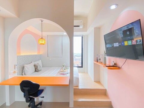 에벤시오 마르곤다의 미니멀리스트 스튜디오 룸 아파트먼트