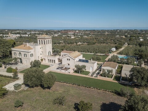 빌라 토레 비앙카 바이 에밀리 호텔