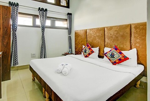 Goroomgo Ramneek Amritsar