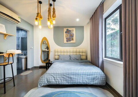 럭스 파라다이스 호텔 쯔엉찡