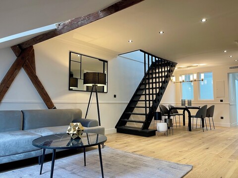 알프레드 스위트