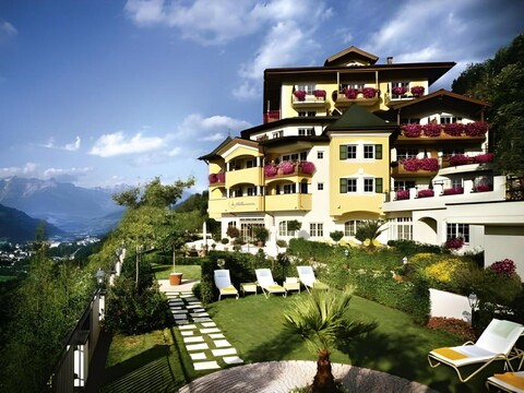 Hotel AlpenSchlossl